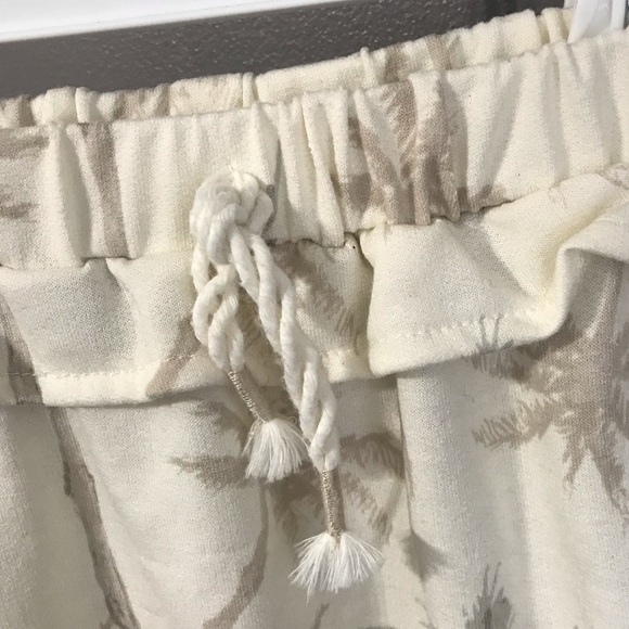 Jessica Simpson baby 24 months cream palms 3 piece outfit - Picture 12 of 13